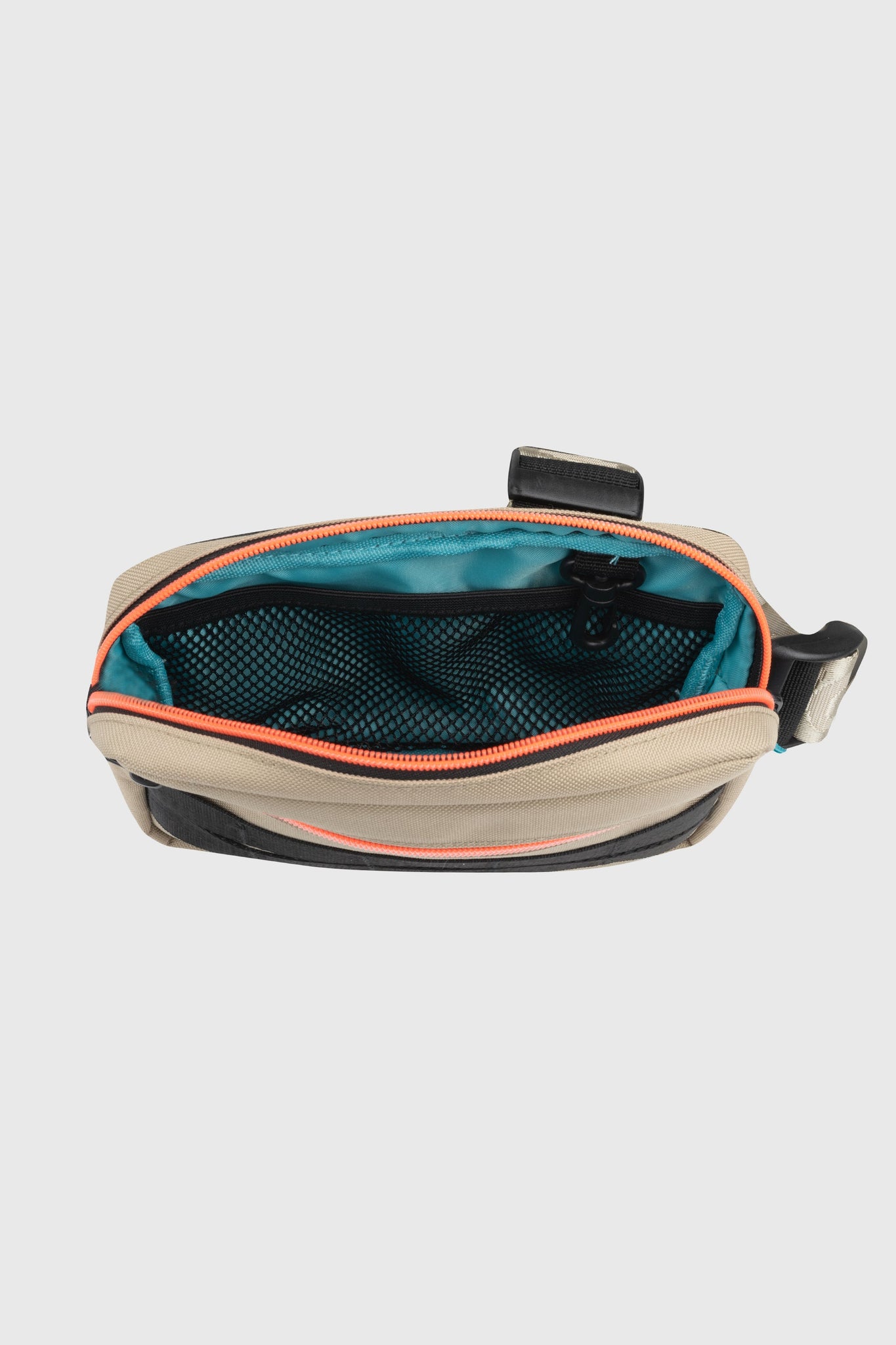 Essential Tri-Strap Chest Bag (Desert Coral)